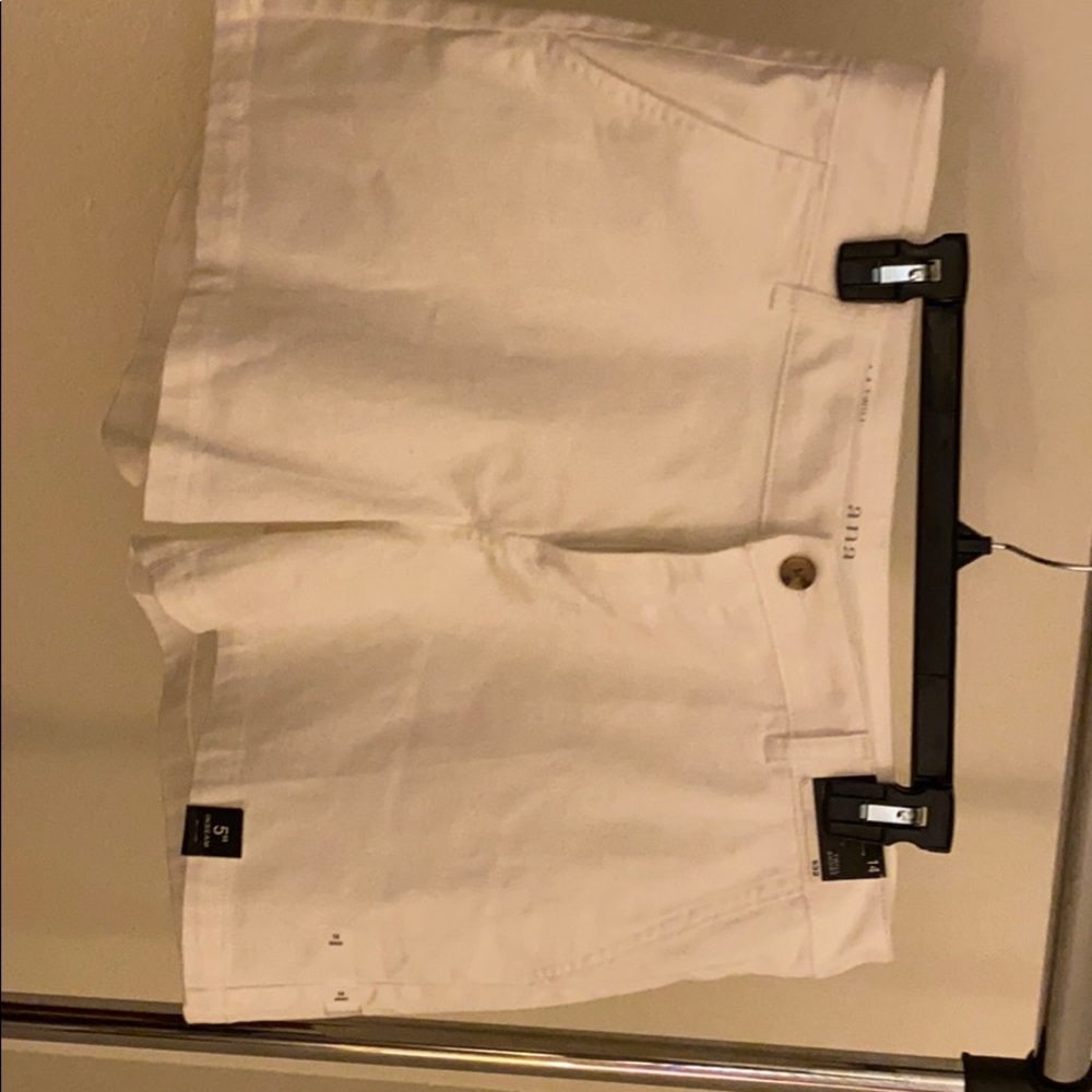 NWT twill Shorts